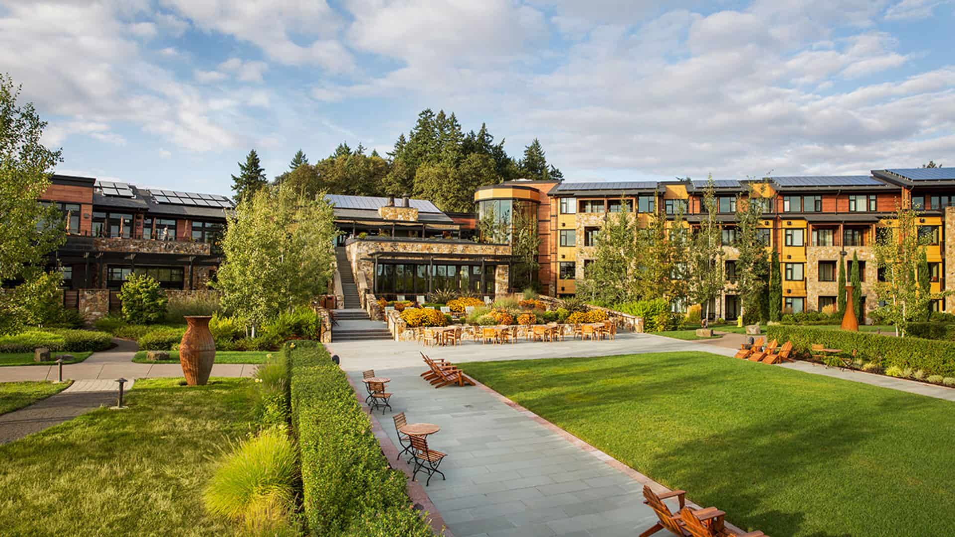 Allison Inn And Spa Exterior